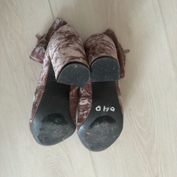 Steve Madden gaze velvet bootie - Picture 8 of 11